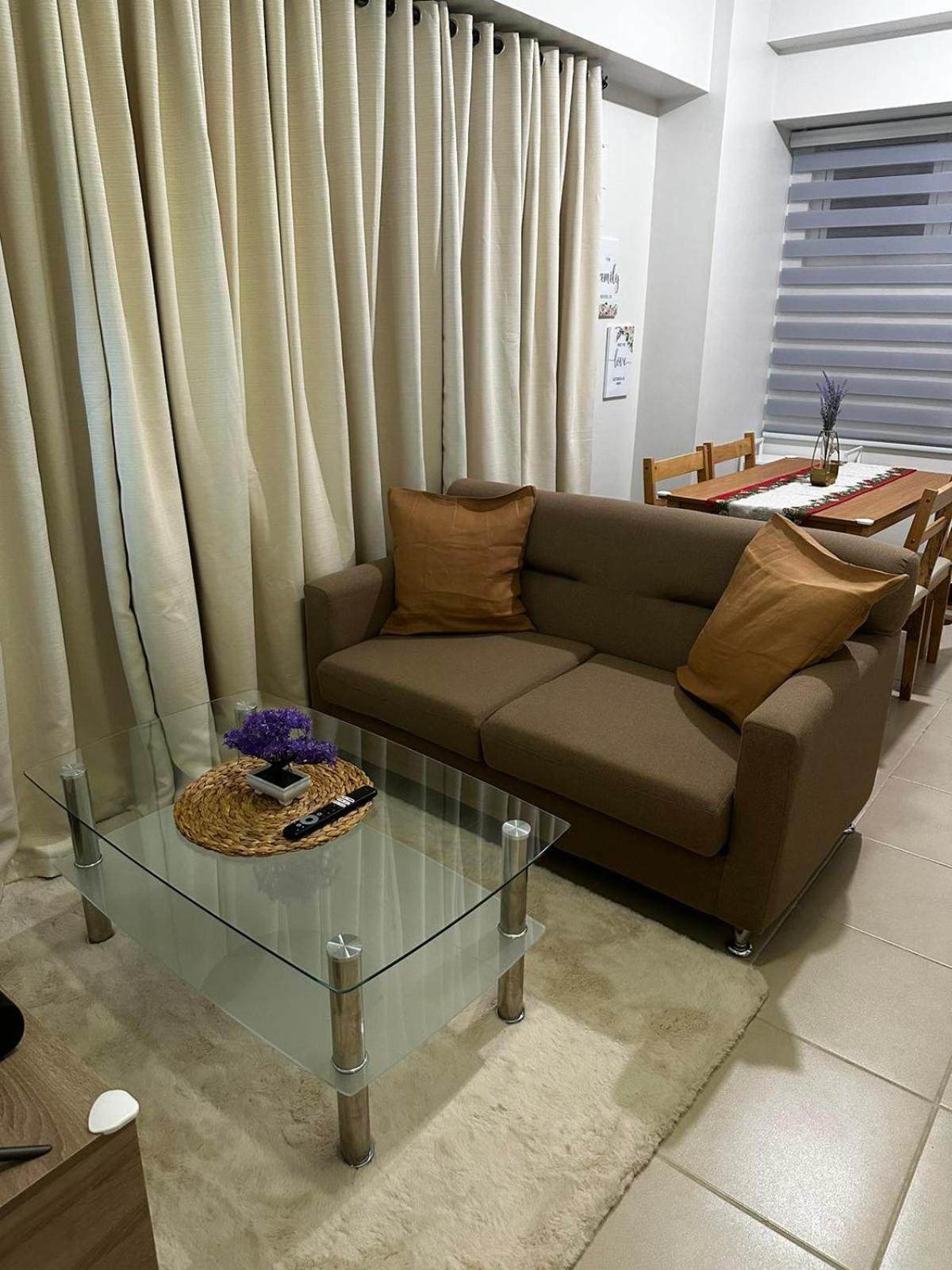 Paranaque City 2 Bedroom Condo Unit Near Sm Bf & Naia At The Atherton By Dmci With 2 Balcony מראה חיצוני תמונה